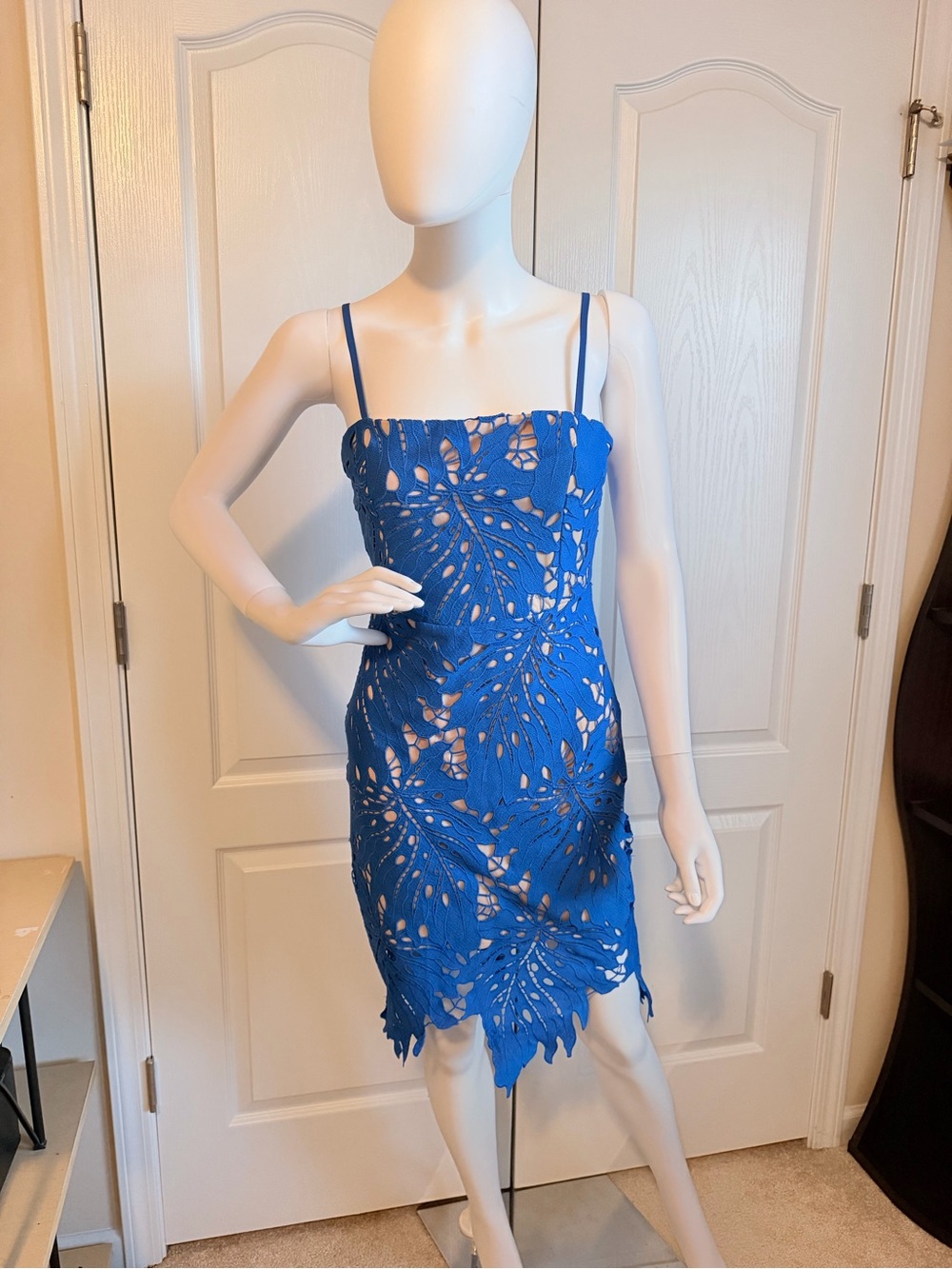 Lulus Royal Blue Resplendence Laser-Cut Palm Leaf Lace Bodycon Dress Size S